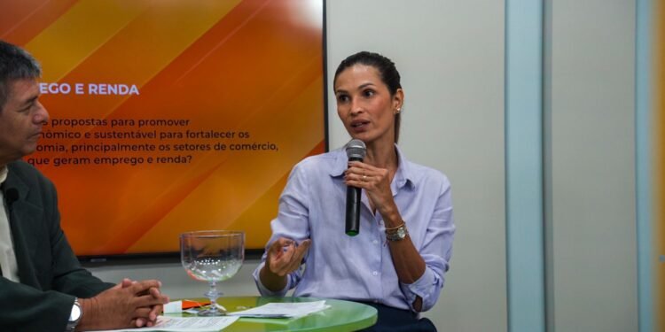 Michele Valadares - Entrevista