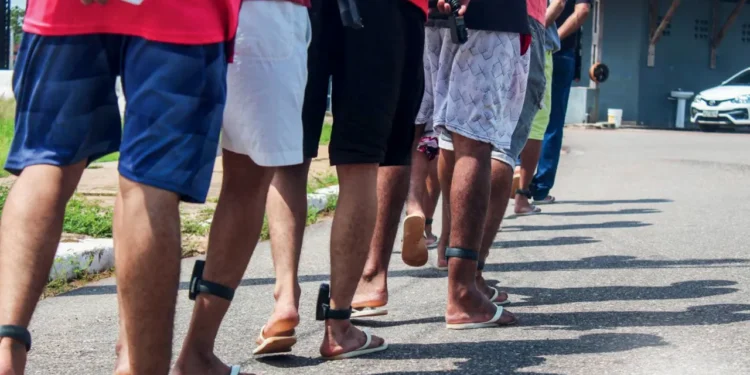 Nova regra permite saída apenas para detentos que estejam estudando