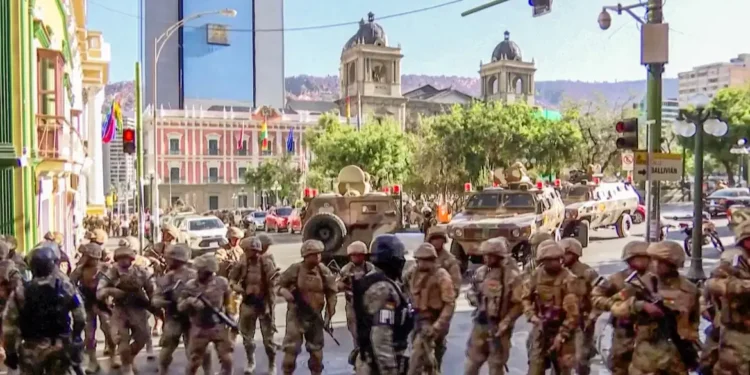 Tentativa de golpe - (Foto: Reuters)