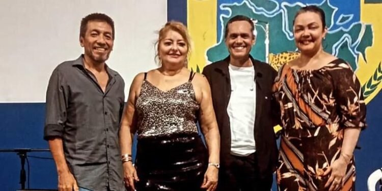 Uma noite para celebrar o amor dançando no clube ASA