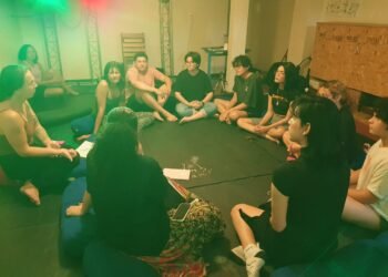 A oficina é parte essencial do processo de preparação dos atores e atrizes para a comédia em três atos