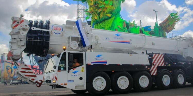 Guindaste do Caprichoso - (Fotos: Arleison Cruz, Pedro Coelho e Lucas Paulino)