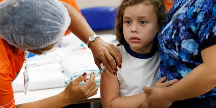 Vacinação contra Sarampo - (Foto:Antonio Lima/Secom)