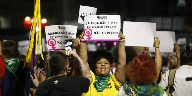 Em São Paulo, o protesto foi realizado na Avenida Paulista