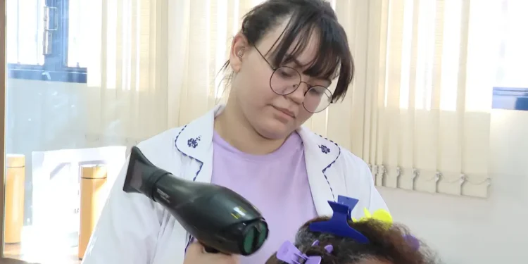 O Desenrola Pequenos Negócios é um programa de abrangência nacional destinado a empresas com faturamento anual de até R$ 4,8 milhões - (Foto: Divulgação)