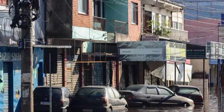 Até 6 de julho, os 42 voluntários devem passar por Pelotas, Porto Alegre, Alvorada, Novo Hamburgo, São Leopoldo e Eldorado do Sul