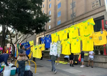 parada-lgbt-verde-amarelo