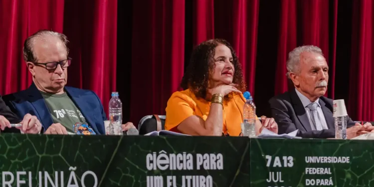 A intenção é usar o recurso para construir um novo herbário de plantas do bioma