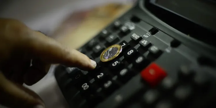 Os dados são da Pesquisa de Endividamento e Inadimplência do Consumidor (Peic)