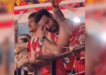 Matteus chorando na arena