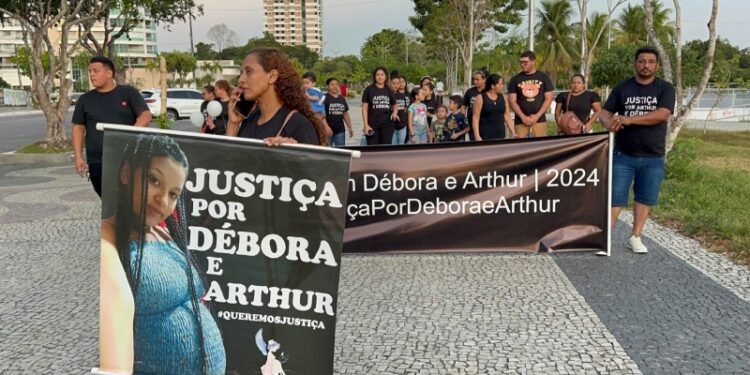 Família de Débora Alves realiza manifestação pedindo por Justiça (Reprodução/CM7)