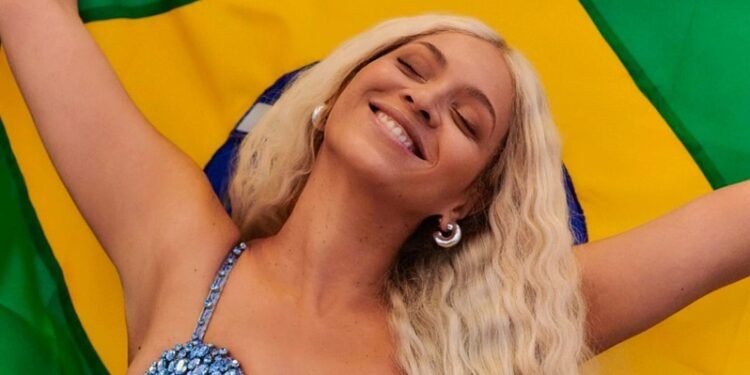 Beyoncé doa R$ 150 mil em bolsas estudantis para Salvador