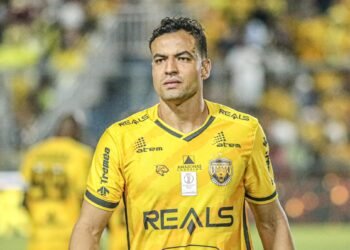 Zagueiro Diogo Silva deixa Amazonas FC