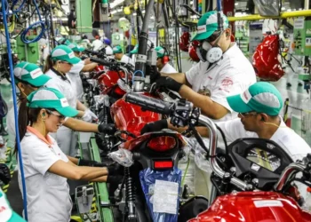 honda-manaus-producao-de-motocicletas-na-zona-franca-de-manaus-polo-industrial-de-manaus-foto-abraciclo