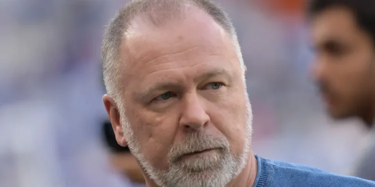 Técnico Mano Menezes - (Foto: Reuters)