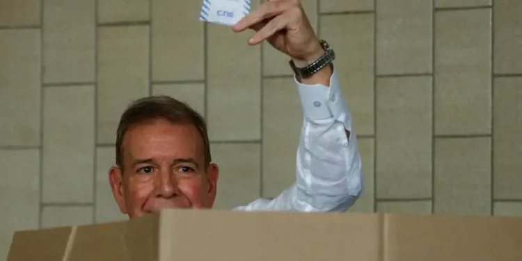 Venezuela: oposição não reconhece perícia da Justiça sobre eleição