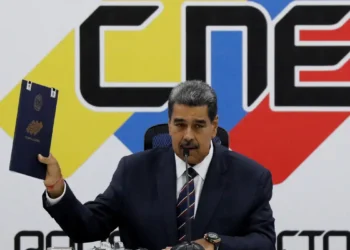 Maduro entrega atas eleitorais do seu partido à Justiça da Venezuela