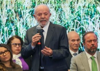 Governo oferecerá gás de cozinha para 20 milhões de famílias