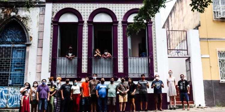 Centro de Medicina Indígena oferta oficinas de artesanato e grafismo em Manaus
