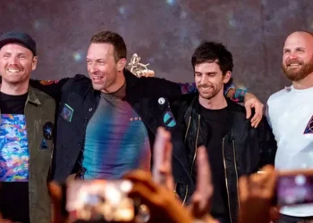 Coldplay se torna a banda com maior arrecadação em uma turnê da história do rock (Divulgação)