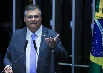 Por unanimidade, STF mantém decisão de Dino que suspendeu emendas
