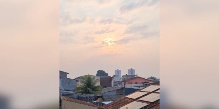 Fumaça volta a piorar em Manaus (Reprodução/Internet)