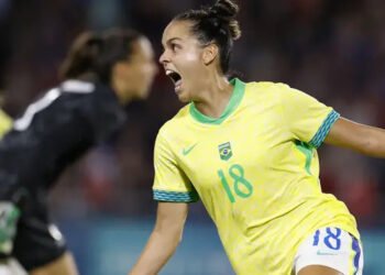Brasil goleia a Espanha e vai à final do futebol feminino na Olimpíada de Paris