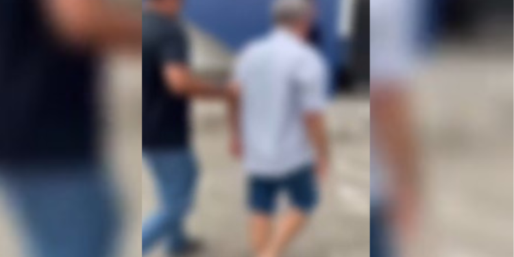 Idoso é preso