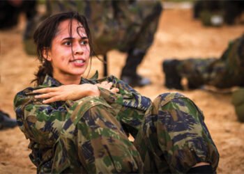 Mulher-Serviço-Militar