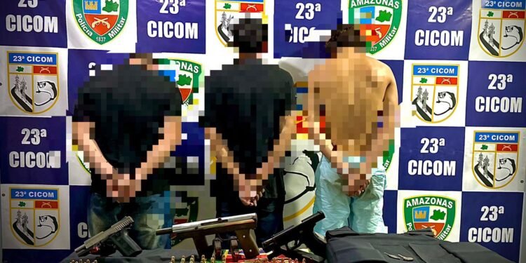 Trio preso com armas e drogas