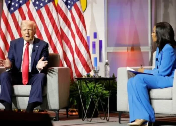 Trump questiona raça de Kamala