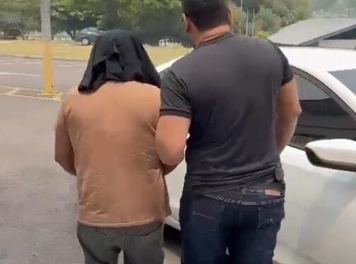 Homem é preso após ser condenado por estuprar a própria filha