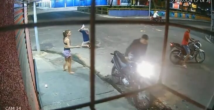 Mulher é roubada e perde veículo na Compensa, zona Norte de Manaus (Foto: Reprodução)