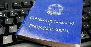 STF adia retomada de julgamento sobre trabalho intermitente