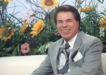 CBF decreta minuto de silêncio a Silvio Santos no Brasileirão; clubes prestam homenagens