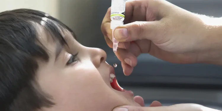 Pólio pode atingir crianças palestinas e israelenses, alerta ONU