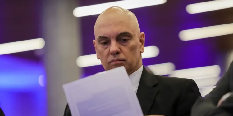 Moraes transfere R$ 18 milhões da Starlink para a União