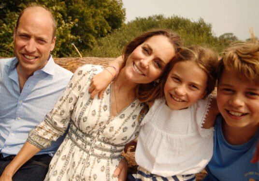 Esposa do príncipe William deve realizar um programa leve de compromissos até o final do ano AFP/WILL WARR/JC