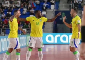 Futsal: Brasil fecha 1ª fase da Copa do Mundo com aproveitamento 100%