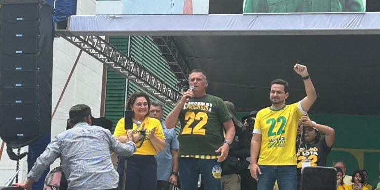 ‘O início da mudança no Brasil começa pelas eleições para prefeito em 2024’, diz Bolsonaro em Manaus