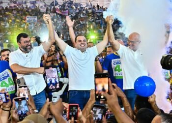 Roberto Cidade investe R$ 970 mil em marketing com slogan ‘Tô Pronto’