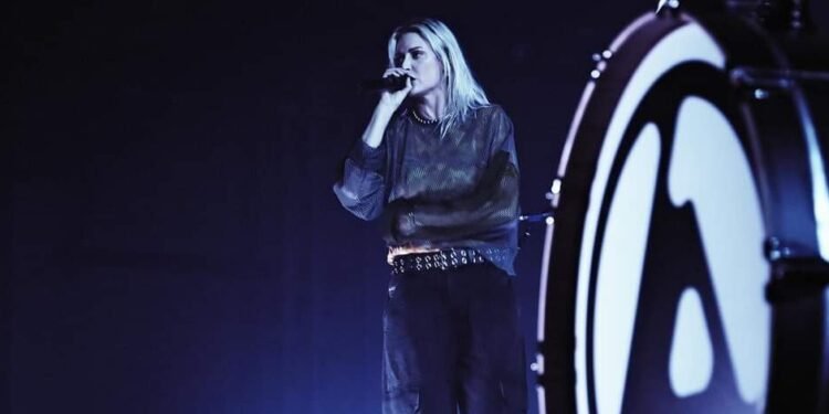 Rockers manauaras opinam sobre nova vocalista do Link Park