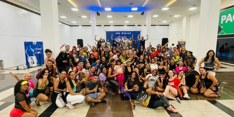 Público recebe aulão de fitdance durante o mês de setembro em Manaus - (Foto: Divulgação/ Jean Holanda)