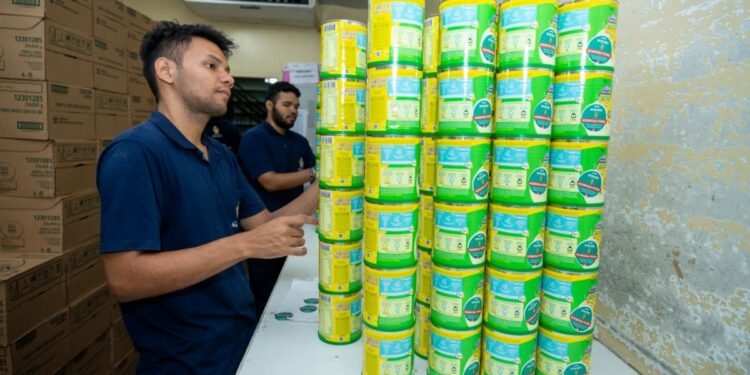 Novos lotes para beneficiários do programa Leite do Meu Filho estão liberados em Manaus