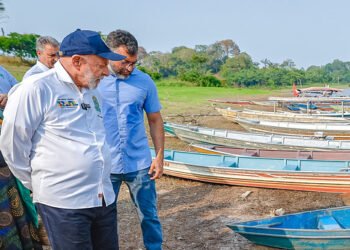 Lula dá sinal verde para BR-319: 'Essa estrada agora vai começar a ser feita'