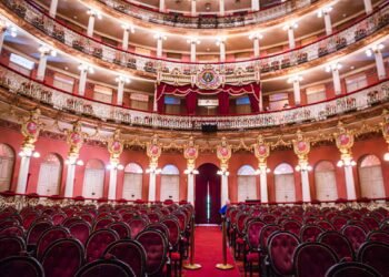 Salão de espetáculos do Teatro Amazonas (João Dejacy/Rios de Notícias)