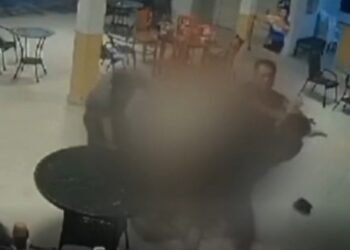 Homem é espancado em condomínio da zona Norte de Manaus (Foto: Reprodução)