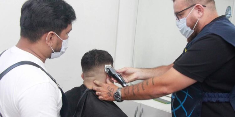 Cetam publica edital com mais de 7 mil vagas em cursos para Manaus