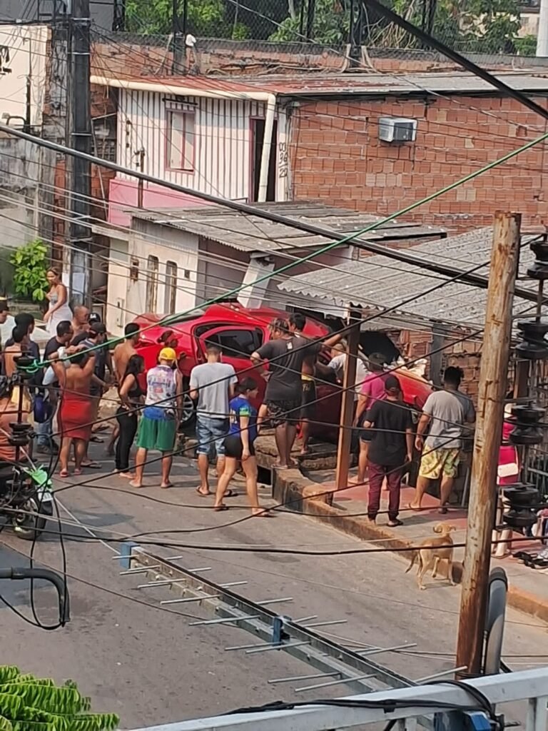 Os moradores da região ficaram assustados - (Foto: Reprodução/ Redes Sociais)