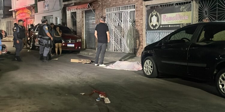Dois homens são executados por arma de fogo em Manaus